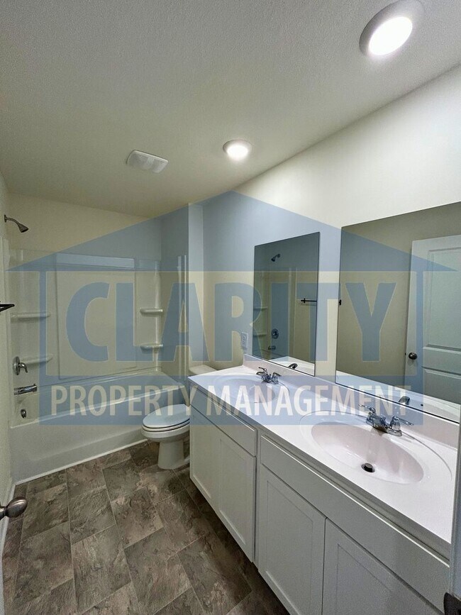 Building Photo - 1471 Housley Dr