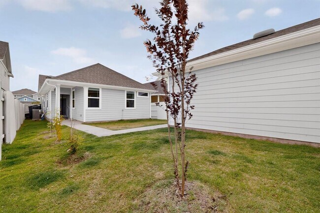Building Photo - 116 Appleberry Ln