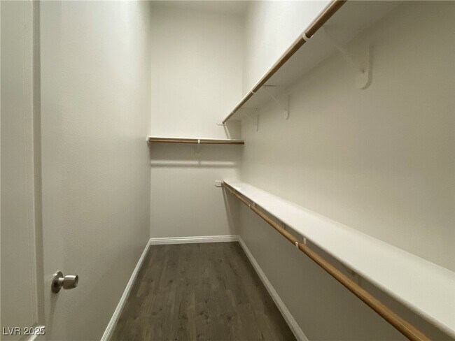 Building Photo - 8805 Jeffreys St