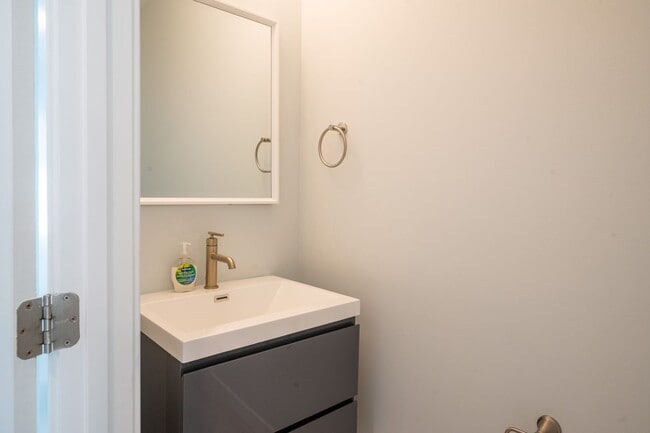 Building Photo - OFF-SEASON RENTAL OFFERING A TRANQUIL ESCAPE