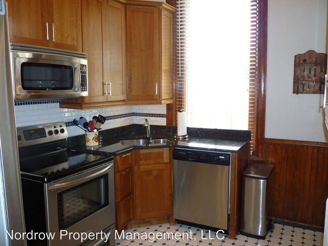 Building Photo - 4 br, 2 bath House - 1513 Porter Street