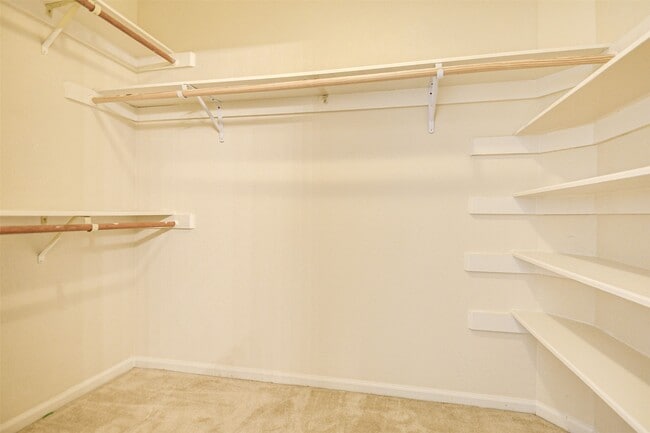 Building Photo - 14222 Heather Falls Way