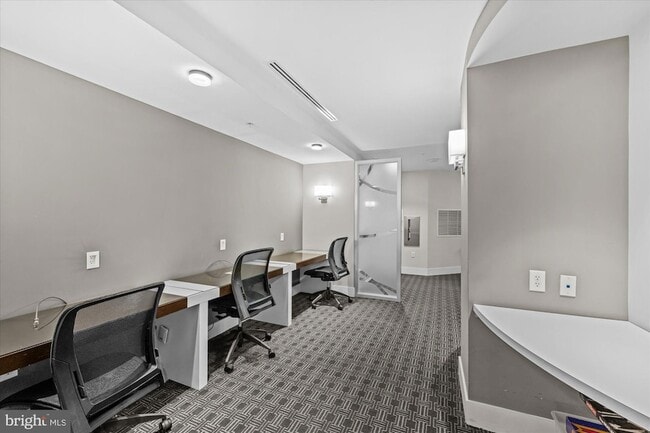 Building Photo - 1111 Oronoco St