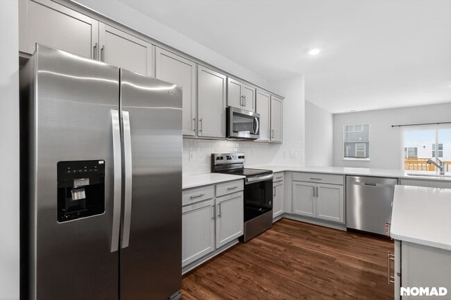 Building Photo - 821 Washington St