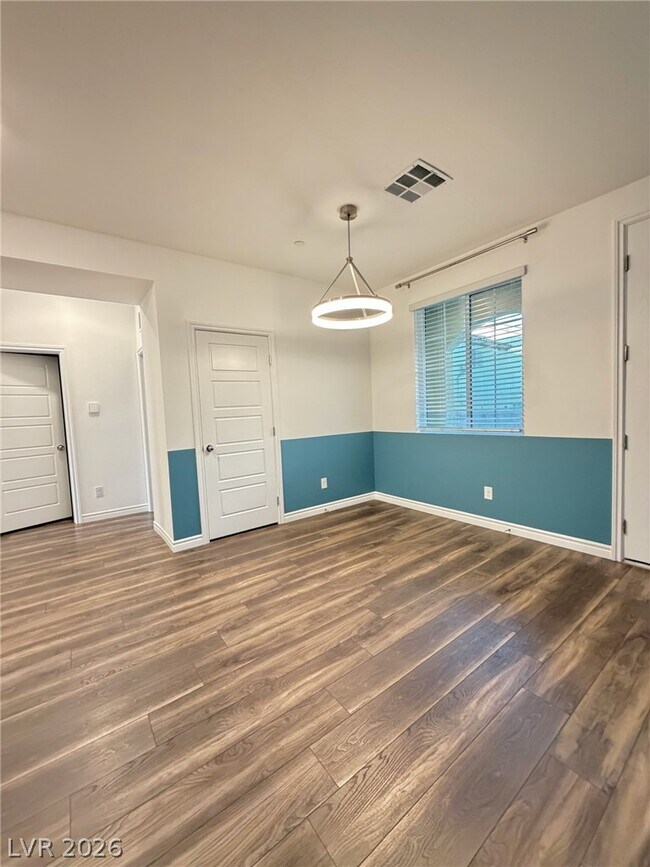 Building Photo - 20 Barbara Ln