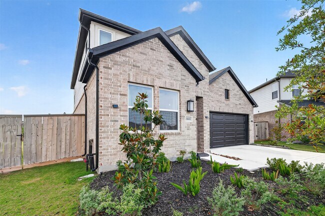 Building Photo - 21831 Tallulah River Dr