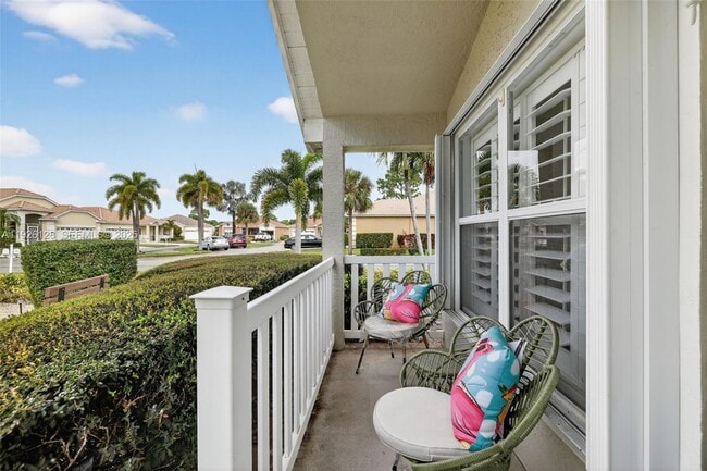 Building Photo - 210 NW Zanzibar Pl