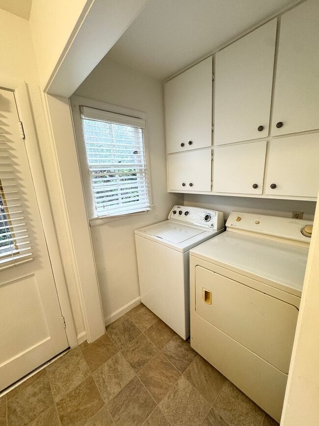 Building Photo - 1505 54th St