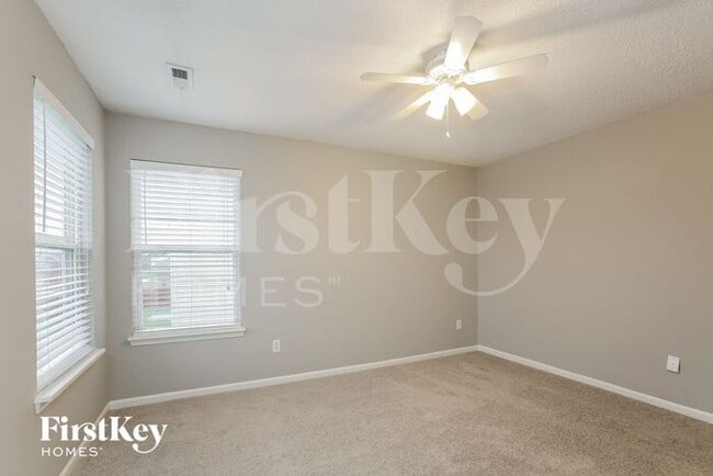 Building Photo - 8053 Grove Berry Drive