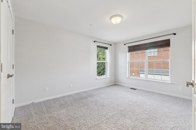 Building Photo - 15262 Torbay Way