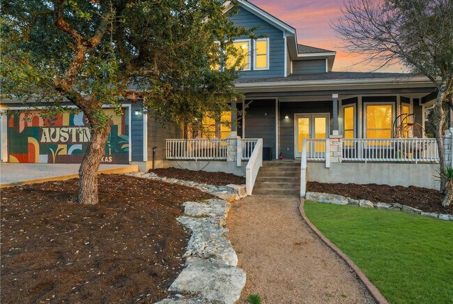 Building Photo - 13420 Trail Driver St