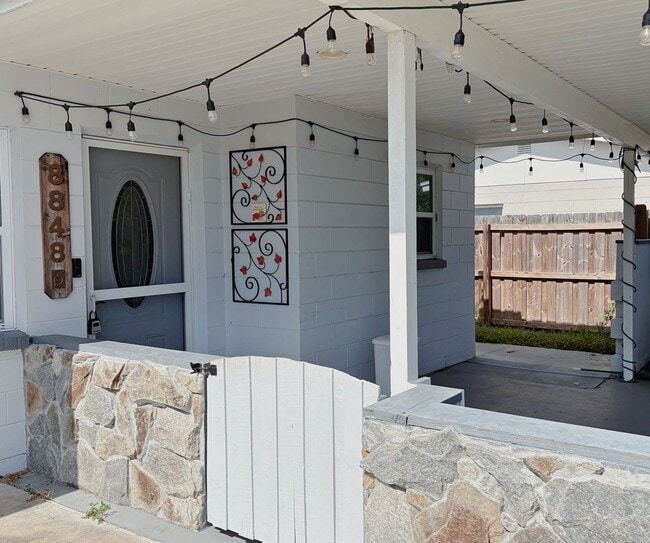 Primary Photo - 3-Bed, 2-Bath Home with Spacious Fenced Ya...