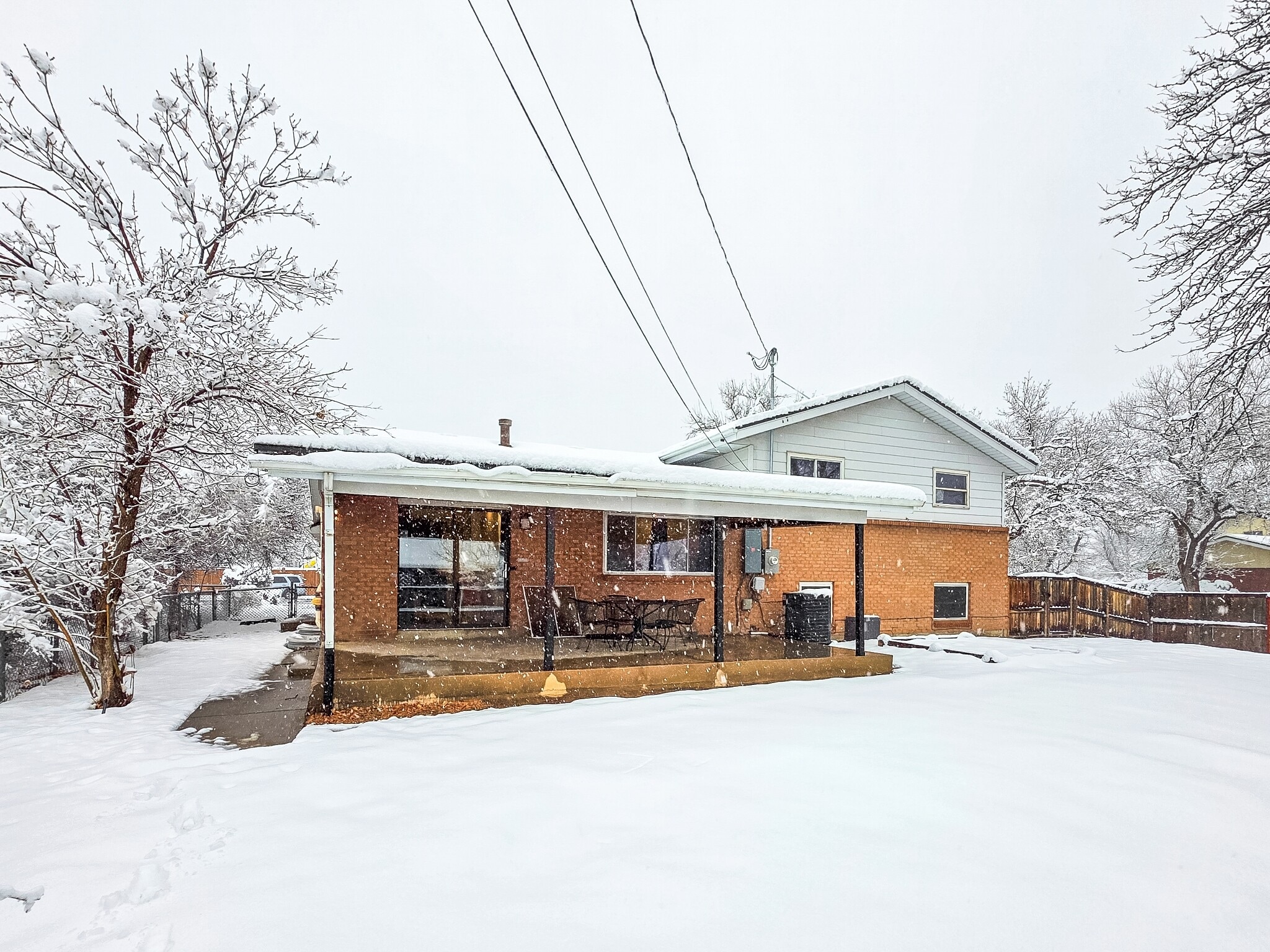 Building Photo - 201 Toledo St