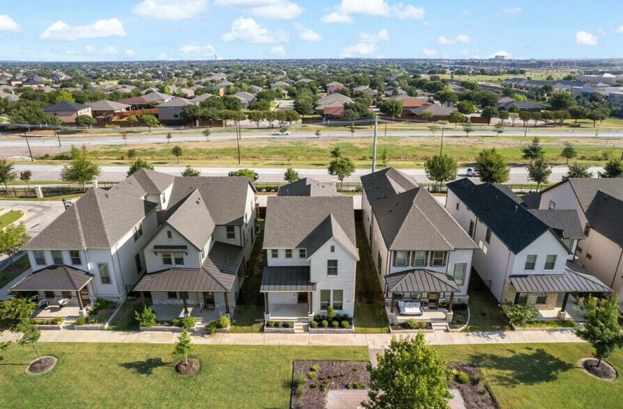 Building Photo - 4143 Runway Mews
