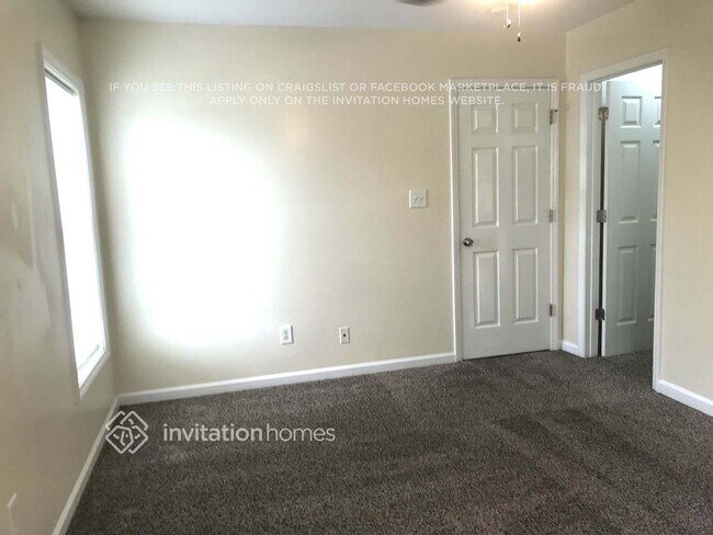 Building Photo - 74 Randolph Dr