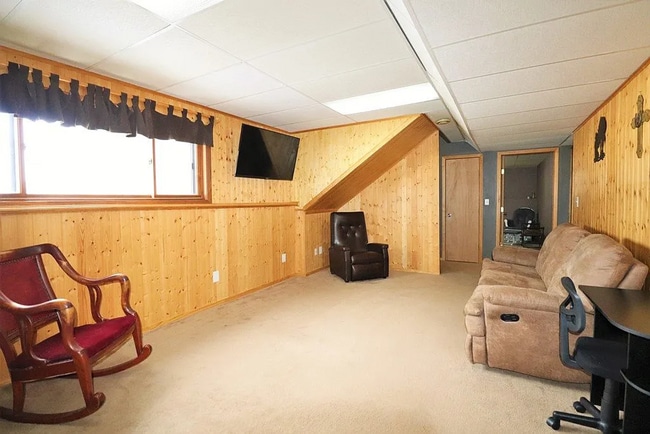 Building Photo - Click the “Apply Now” button or email wapmrentals@gmail.com for a prompt response.