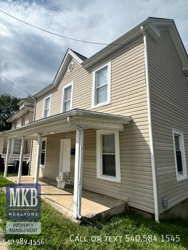 Building Photo - 501 Rutherford Ave NW