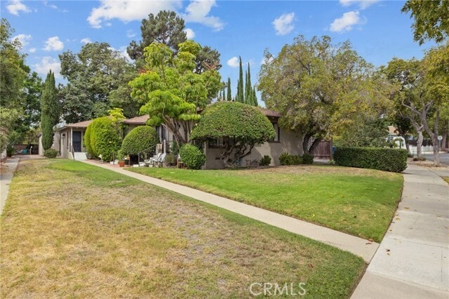 Primary Photo - 675 N Rosemary Ln