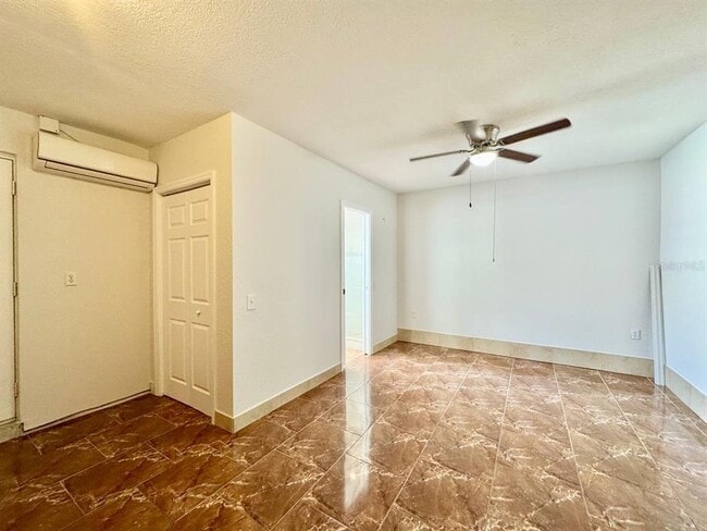 Building Photo - 6212 N Grady Ave