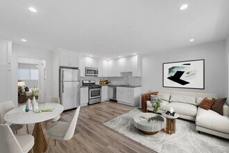 Building Photo - 925 W 30th St