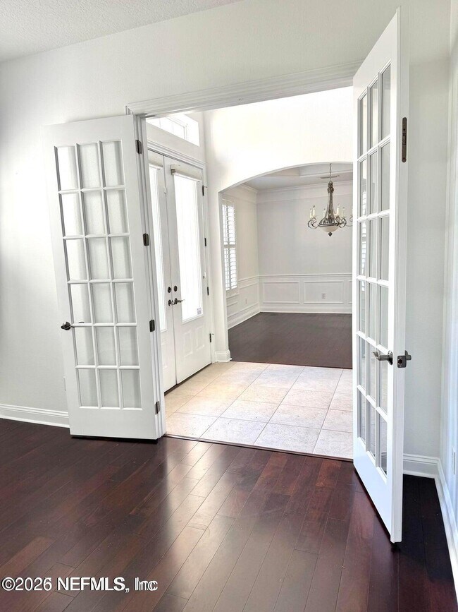 Building Photo - 9902 Windwater Ct