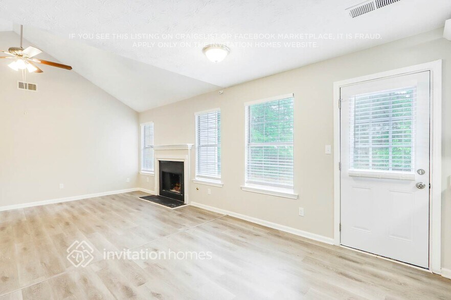 Building Photo - 2118 Sugar Creek Cl
