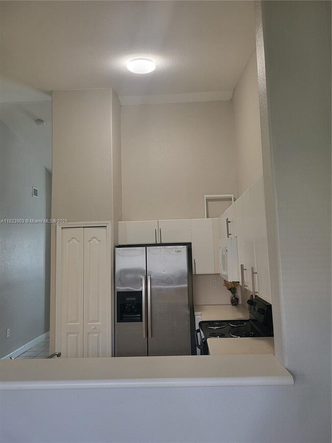 Building Photo - 1662 SE 27th Dr