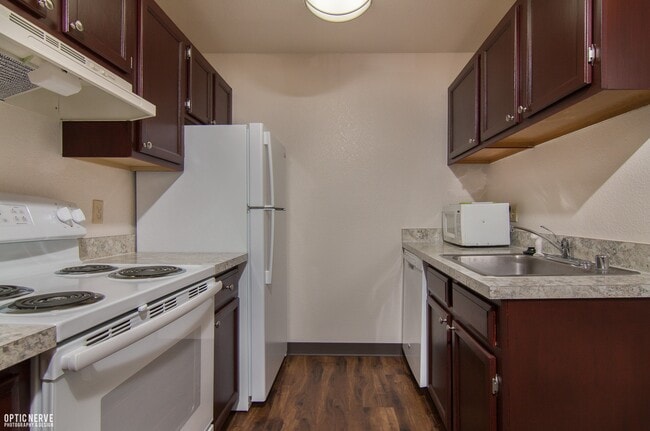 Building Photo - The Outlook Apartments