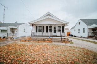 Building Photo - 4220 Caroline Ave