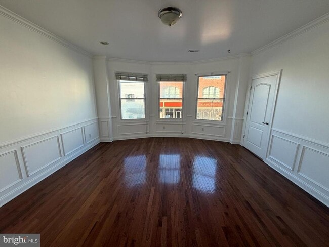 Building Photo - 107 N High St