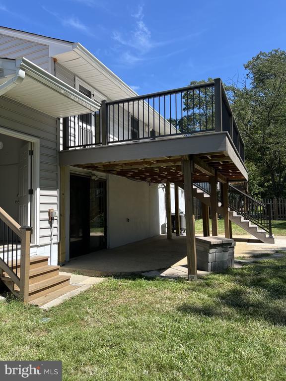 Building Photo - 271 Crandell Rd