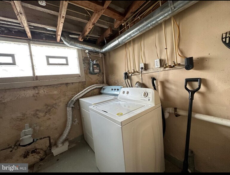 Building Photo - 7607 Torresdale Ave