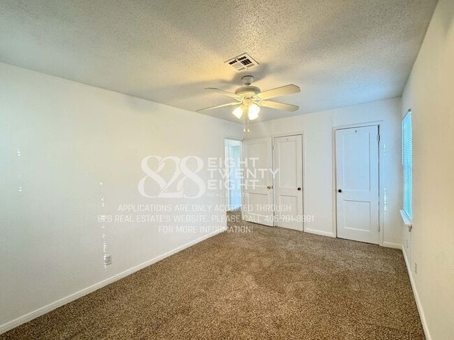 Building Photo - Cute 2 Bed/1 Bath Single Family Home in De...