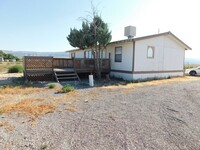Building Photo - Country Living in Fruita