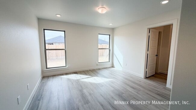 Building Photo - 7213 7th St