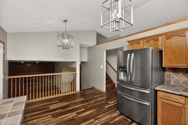 Building Photo - BEAUTIFUL 4-SEASONS ROOM!! 4 Bedroom, 3 Bathroom Home in Waukee!