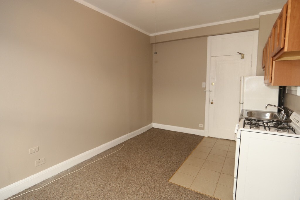 Building Photo - 3836 N Fremont St