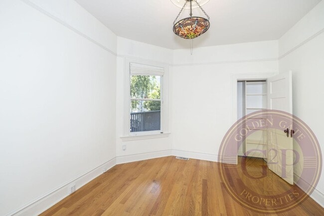 Building Photo - Noe Valley - 2 BR, 1 BA Condo 965 Sq. Ft. ...