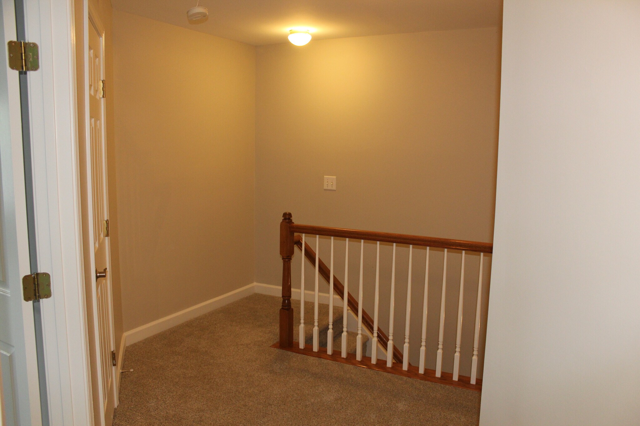 Building Photo - 749 Swan Neck Ln