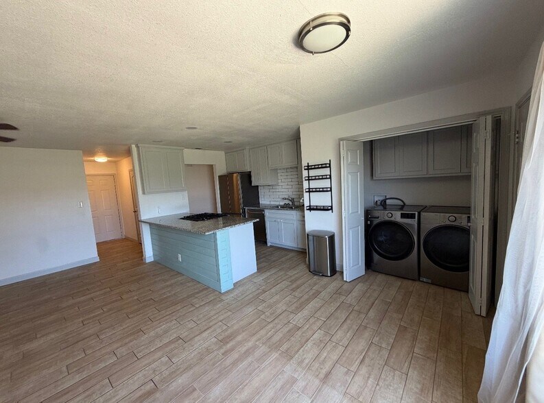 Building Photo - 604 Beckley Dr