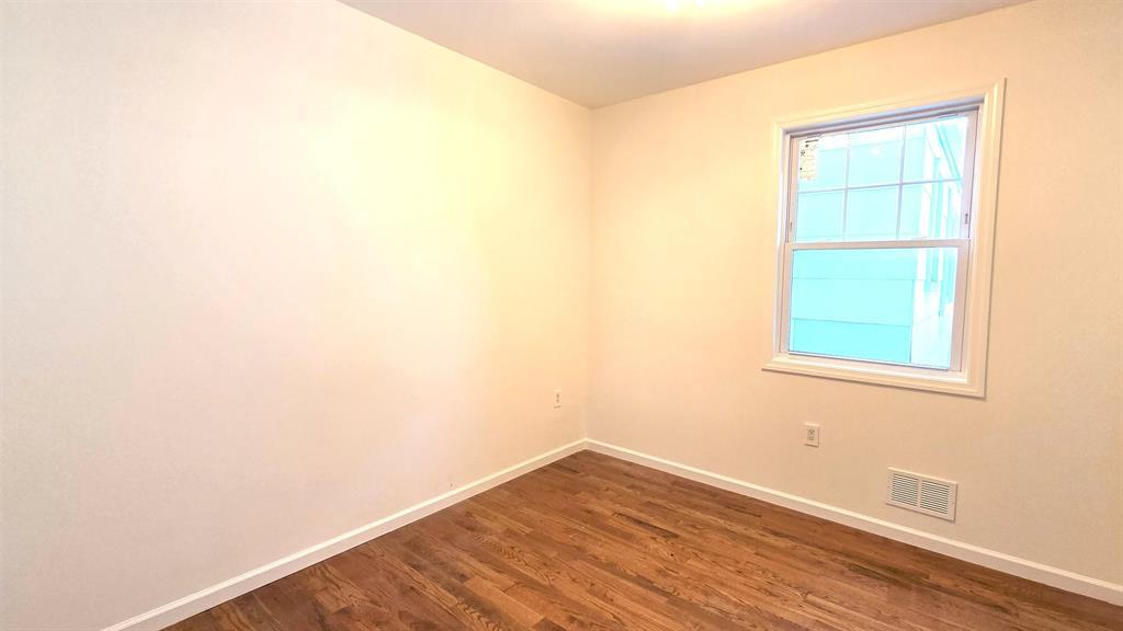 Bedroom - 189 Terrace Ave