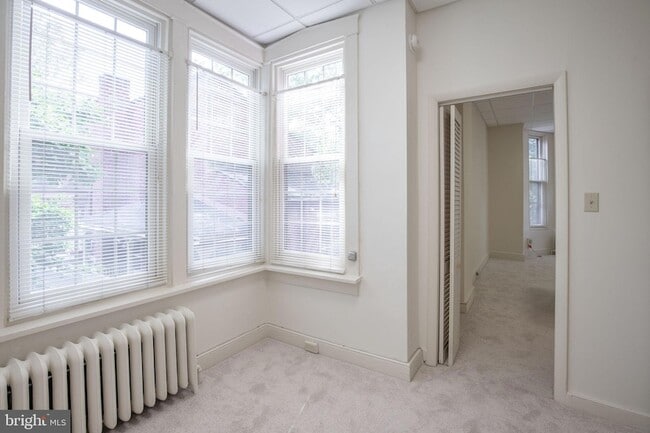 Building Photo - 109 N Lime St