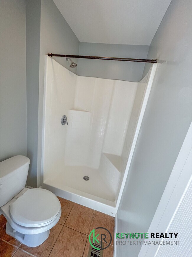 Building Photo - 7691 Harwood Ct