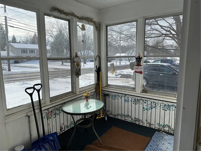 Building Photo - 1878 Ridge Rd