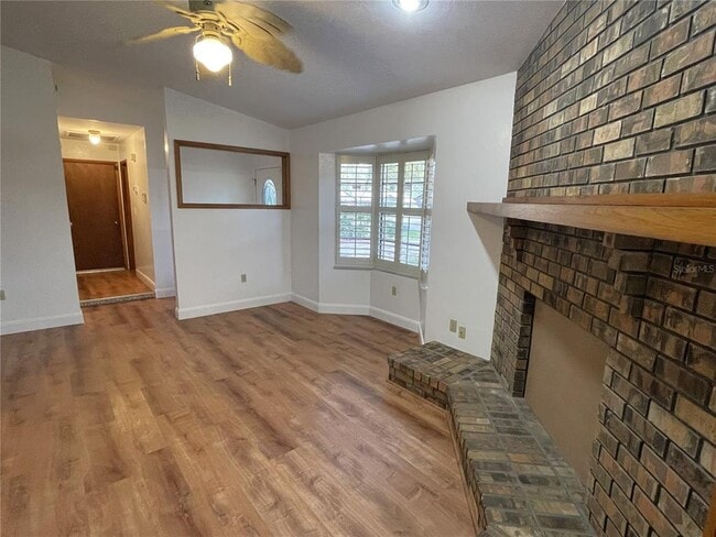 Building Photo - 4730 NW 36th Pl