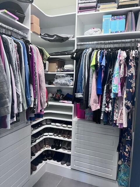 Building Photo - 3088 Gin Berry Way