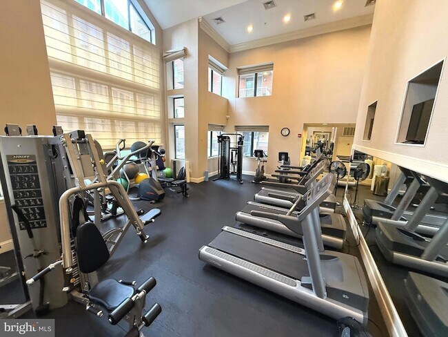 Building Photo - 3830 9th St N