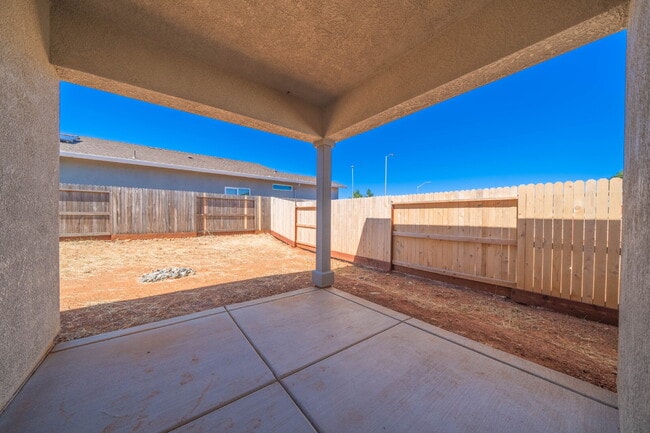 Building Photo - Spacious New 4/2 in Shastina Ranch!