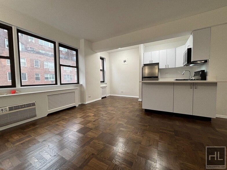 Building Photo - BEEKMAN PLACE