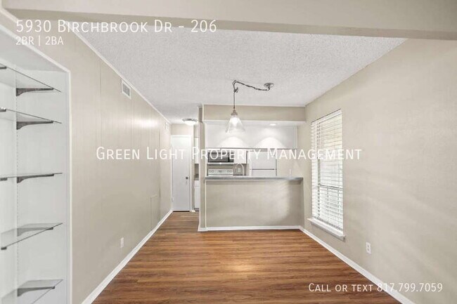 Building Photo - 5930 Birchbrook Dr
